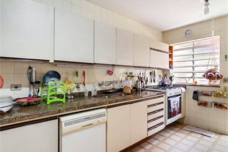 Casa à venda com 4 suítes em Vila Madalena, São Paulo, SP