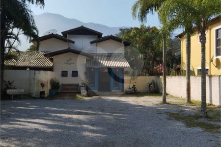 Pousada à venda com 15 suítes em Maresias, São Sebastião, SP