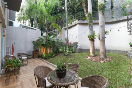 Casa à venda com 4 suítes no condomínio Residencial Cantareira, São Paulo - SP