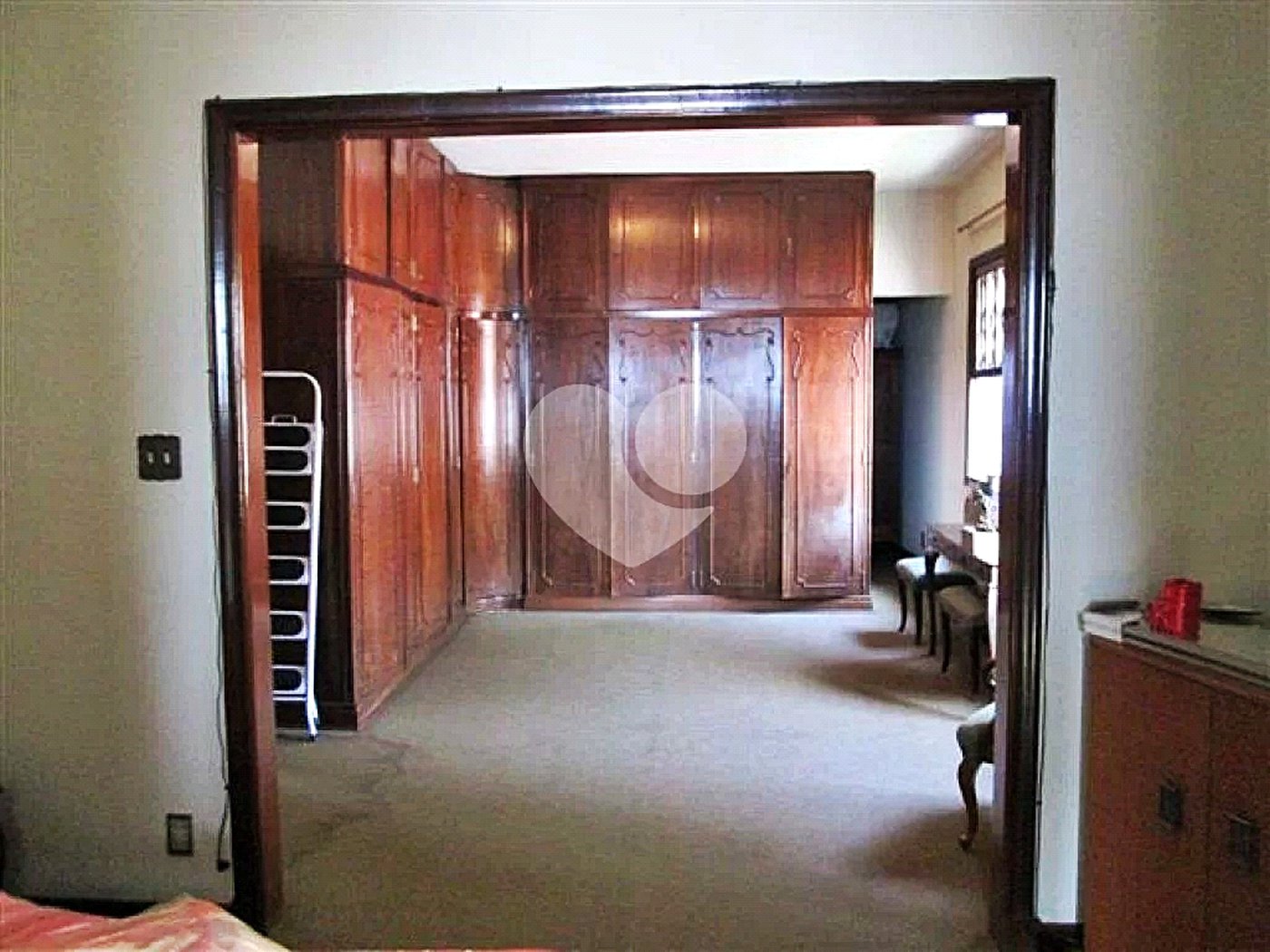 Sobrado à venda com 4 quartos, sendo 2 suítes, em Jardim Floresta, São Paulo, SP