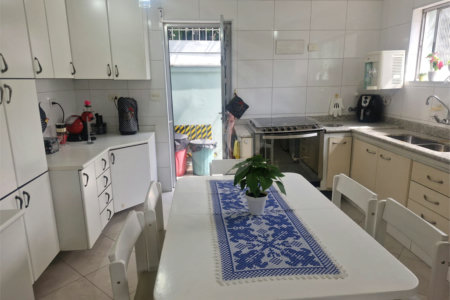 Casa à venda com 4 quartos, sendo 1 suíte, em Brooklin, São Paulo, SP