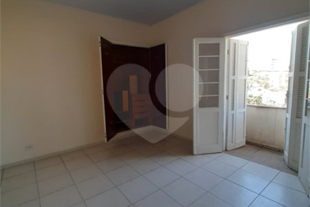 Sobrado à venda com 3 quartos, sendo 1 suíte, em Jardim São Paulo(zona Norte), São Paulo, SP