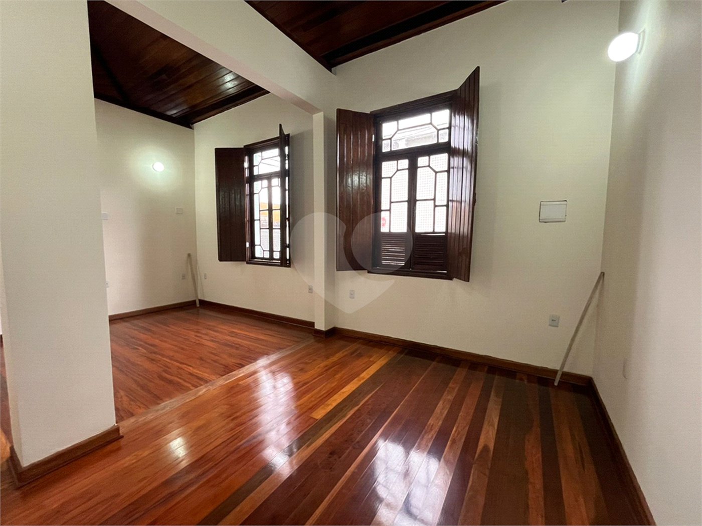 Casa para alugar com 2 quartos no Centro, Mogi das Cruzes, SP