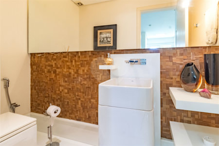 Casa à venda com 5 quartos, sendo 4 suítes, em Alto da Lapa, São Paulo, SP