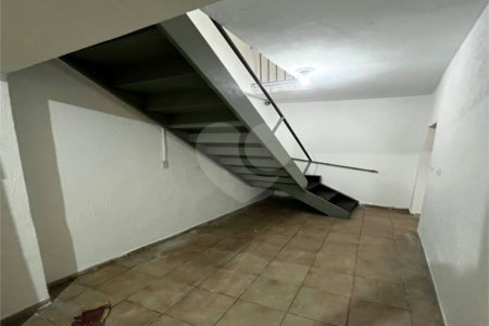 Sobrado à venda com 3 quartos em Americanópolis, São Paulo, SP
