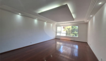 Apartamento à venda com 3 quartos, sendo 1 suíte,  em Tijuca, Rio de Janeiro, RJ