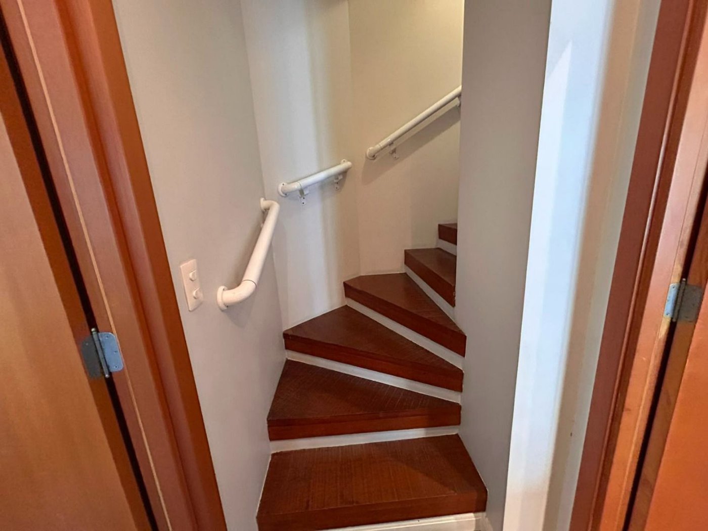 Apartamento com 2 dormitórios à venda, 100 m² por R$ 1.390.000,00 - Pompéia - Santos/SP