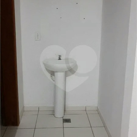 sala comercial_Jardim Bom Principio- Indaiatuba-SP. AU 60m2 valor locacao R$880,00 mais valor iptu.