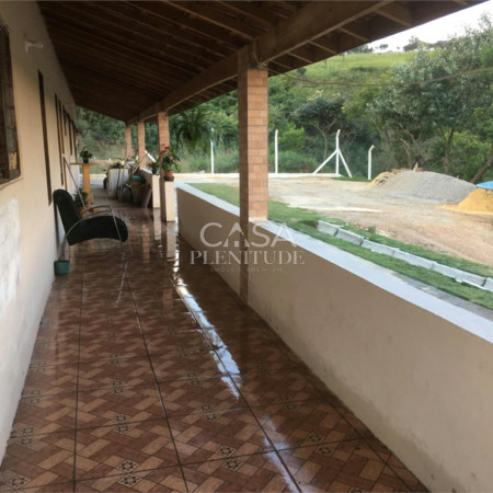 Chácara à venda com 2 quartos, sendo 1 suíte,  em Fazenda Genebra, Sorocaba, SP
