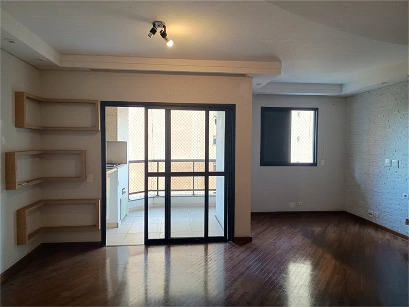Apartamento à venda com 2 quartos, sendo 1 suíte,  em Vila Suzana, São Paulo, SP
