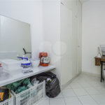 Apartamento á venda em Higienópolis com 212m² 3 dormitórios 1 suíte 2 vagas