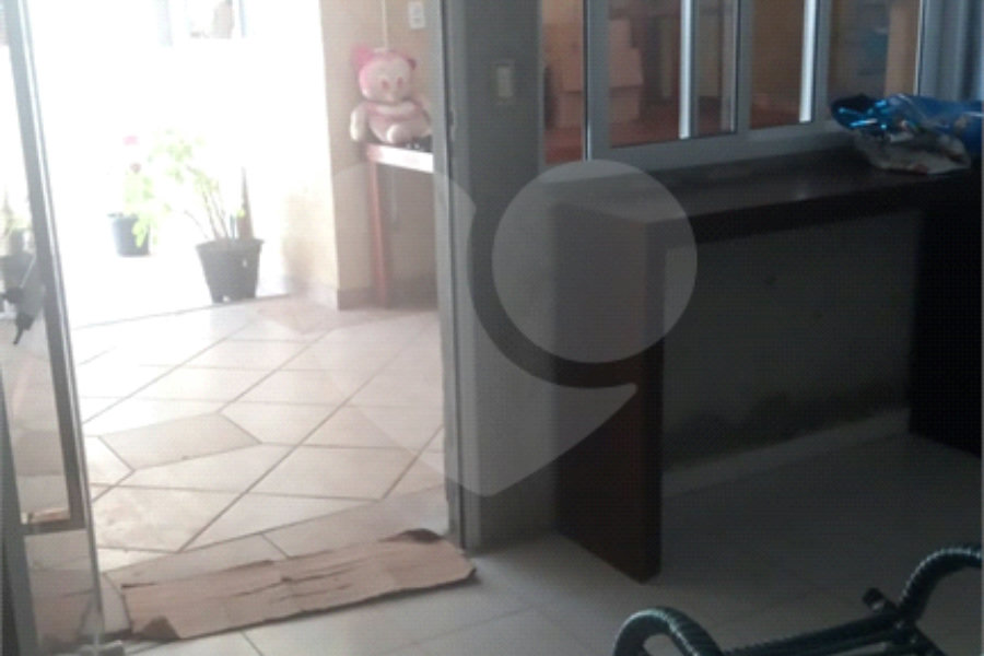 Casa à venda com 5 quartos, sendo 2 suítes, em Jardim Santa Clara, Guarulhos, SP
