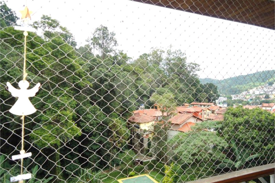 Sobrado à venda com 2 suítes em Tremembé, São Paulo, SP