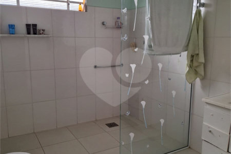 Casa à venda com 2 quartos no Centro, Vinhedo, SP