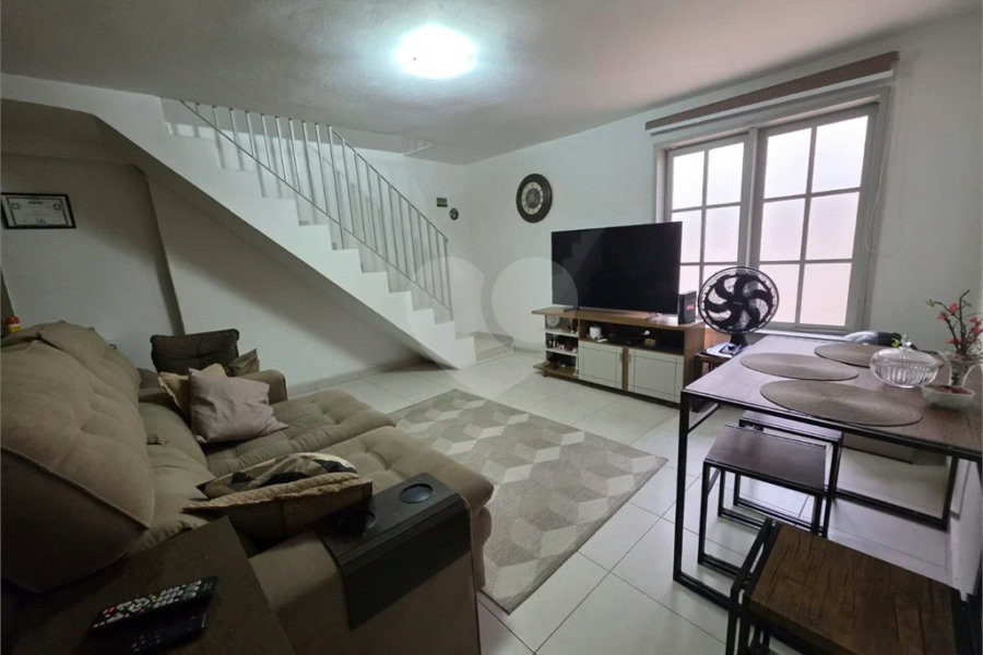Sobrado à venda com 6 quartos, sendo 3 suítes, em Imirim, São Paulo, SP