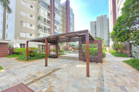 Apartamento à venda com 4 quartos, sendo 1 suíte, em Vila Polopoli, São Paulo, SP