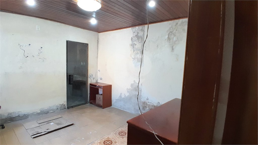 Casa à venda com 2 quartos, sendo 1 suíte, em Bangu, Rio de Janeiro, RJ
