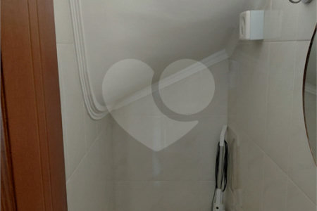 Casa à venda com 2 suítes no condomínio Residencial Guilhen, São Paulo - SP
