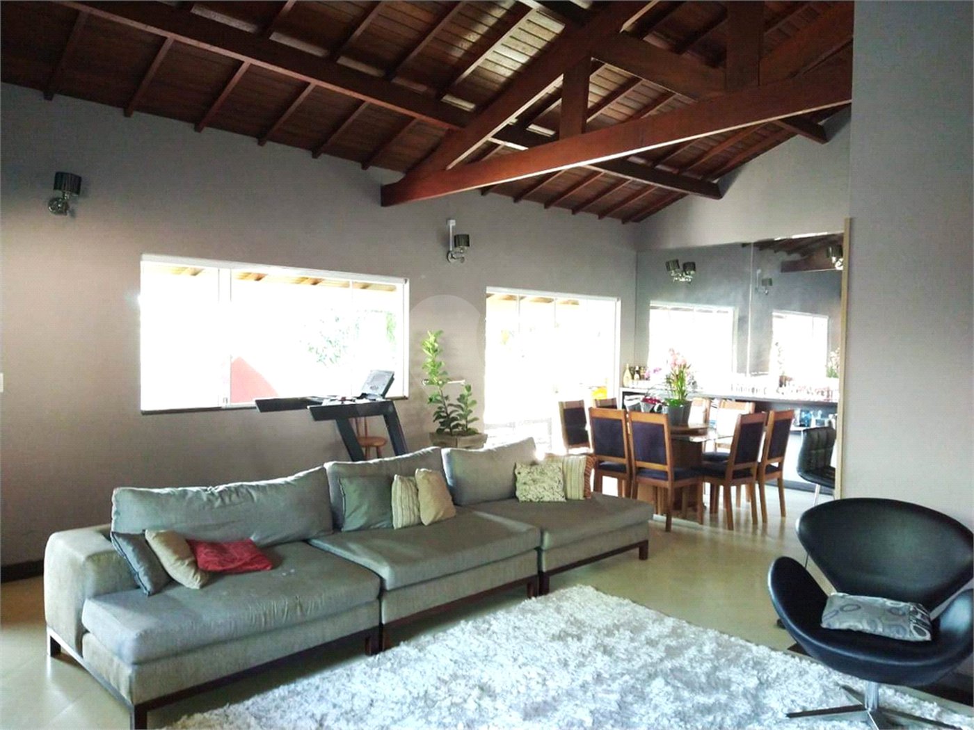 Casa à venda com 8 quartos, sendo 4 suítes, em Santa Inês, Mairiporã, SP