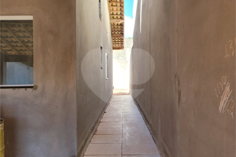 Casa à venda com 3 quartos, sendo 1 suíte, no condomínio Vale dos Gansos, Mairiporã - SP