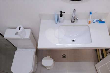 Casa à venda com 3 quartos, sendo 2 suítes, no condomínio Morada do Sol, Mairiporã - SP