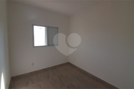 Casa à venda com 2 quartos no condomínio Residencial Luta, São Paulo - SP