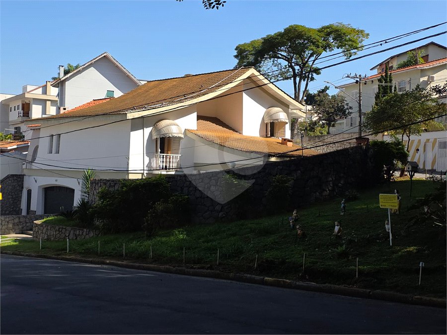 Sobrado à venda com 3 suítes em Jardim França, São Paulo, SP