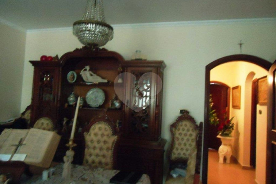 Sobrado à venda com 3 quartos, sendo 1 suíte, em Tremembé, São Paulo, SP