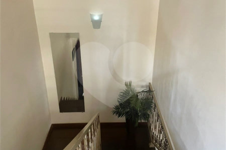 Sobrado à venda com 3 quartos, sendo 1 suíte, em Jardim Regina, Indaiatuba, SP