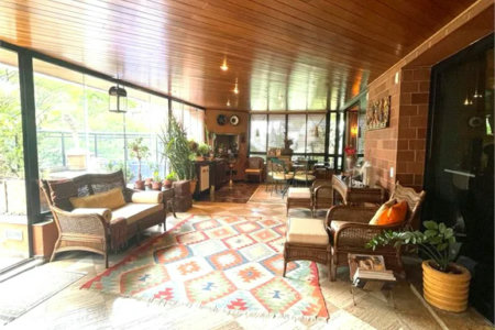 Apartamento à venda ou para alugar com 4 quartos, sendo 3 suítes,  em Jardim Vitória Régia, São Paulo, SP