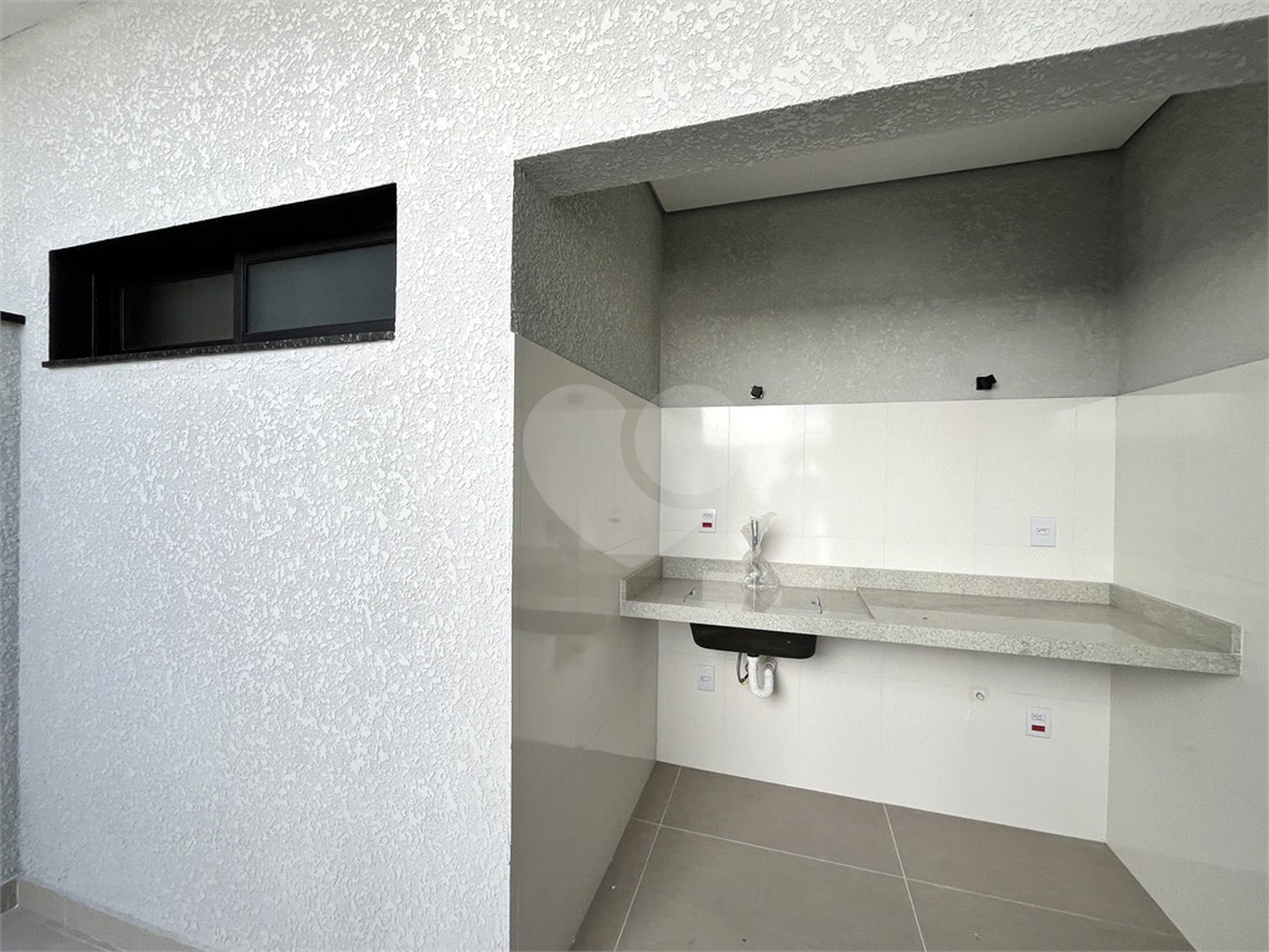 Casa à venda com 3 quartos, sendo 1 suíte, no condomínio Terras de São Francisco, Sorocaba - SP