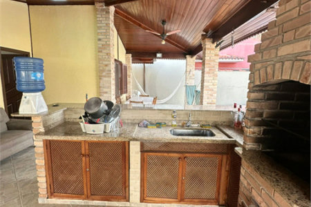 Casa à venda com 3 quartos, sendo 1 suíte,  no condomínio Morada da Praia, Bertioga - SP