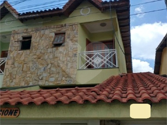 Sobrado à venda com 3 quartos, sendo 1 suíte,  em Gopoúva, Guarulhos, SP