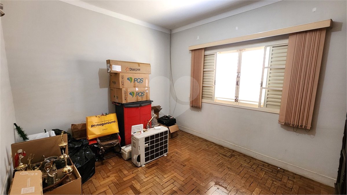 Casa à venda com 3 quartos no Centro, Araraquara, SP