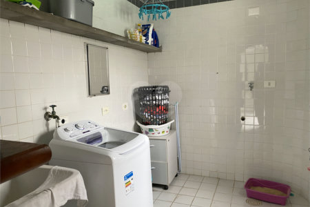 Casa à venda com 3 suítes em Jardim Leonor, São Paulo, SP