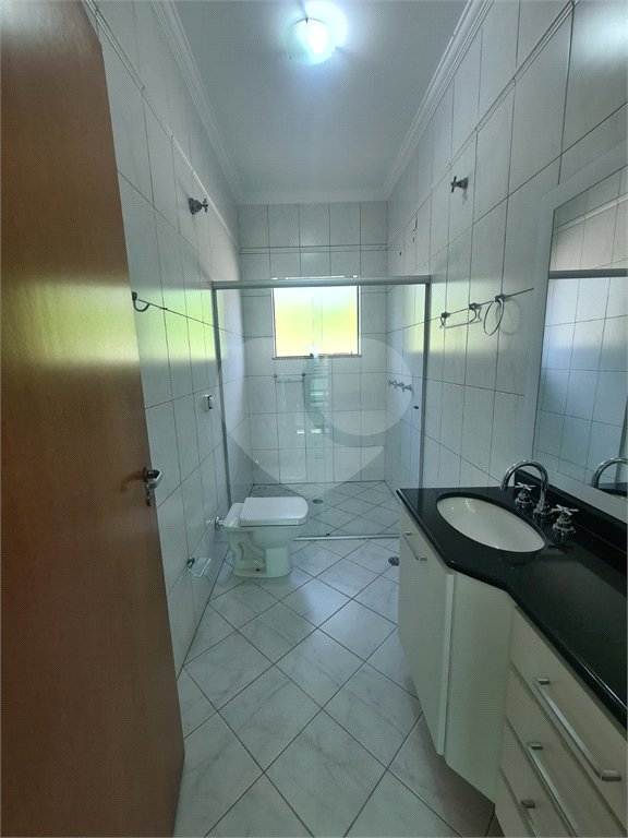 Casa à venda com 4 quartos, sendo 2 suítes, no condomínio Bosque de Grevilea, Vinhedo - SP