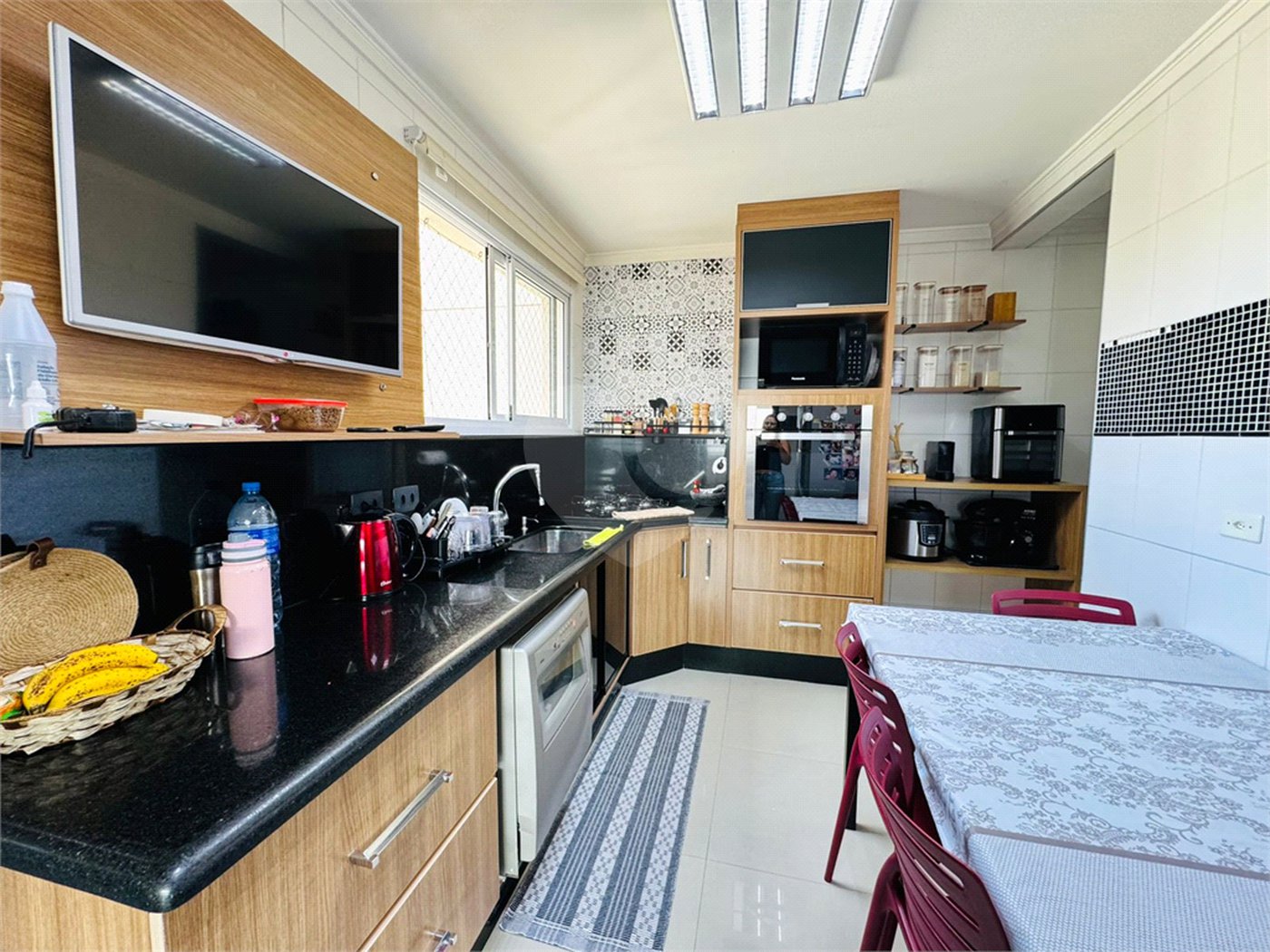 Apartamento à venda com 3 quartos, sendo 1 suíte, em Jardim Zaira, Guarulhos, SP