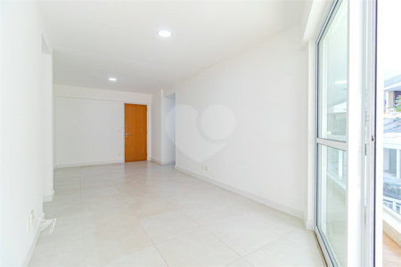 Apartamento à venda com 3 quartos, sendo 1 suíte, em Lagoa, Rio de Janeiro, RJ