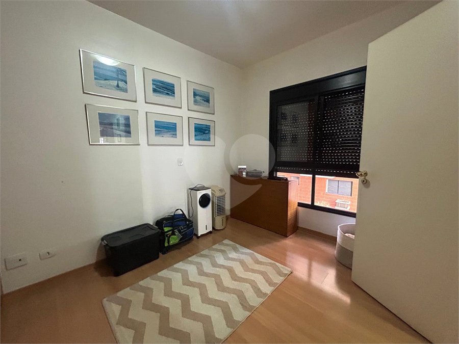 Apartamento à venda com 4 quartos, sendo 2 suítes, em Pinheiros, São Paulo, SP
