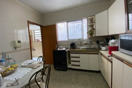 Sobrado à venda com 3 quartos, sendo 1 suíte, em Vila Ipojuca, São Paulo, SP