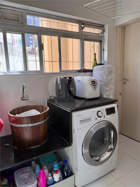 Apartamento à venda com 3 quartos, sendo 1 suíte, em Indianópolis, São Paulo, SP