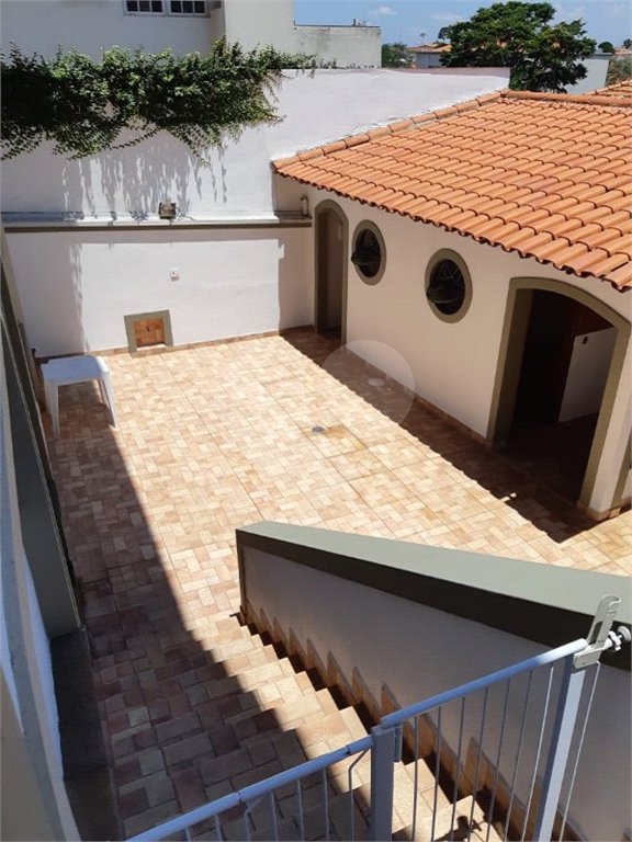 Sobrado à venda com 3 quartos, sendo 2 suítes,  em Vila Paulicéia, São Paulo, SP