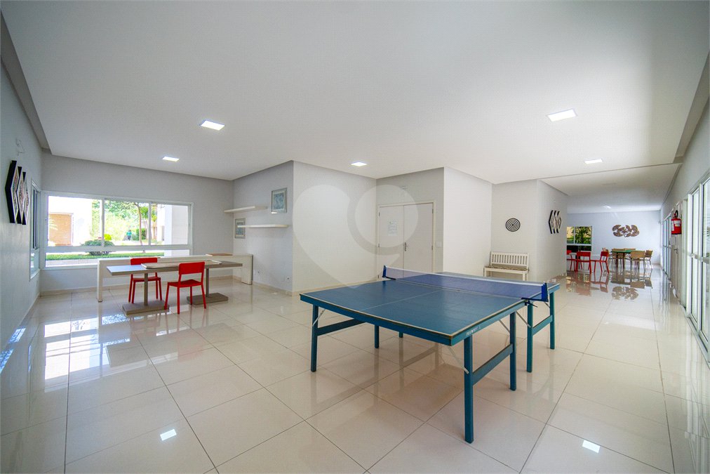 Casa à venda com 3 quartos, sendo 1 suíte,  no condomínio Queluz Vita - Casas, Cotia - SP