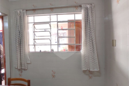 Sobrado à venda com 3 quartos em Chora Menino, São Paulo, SP