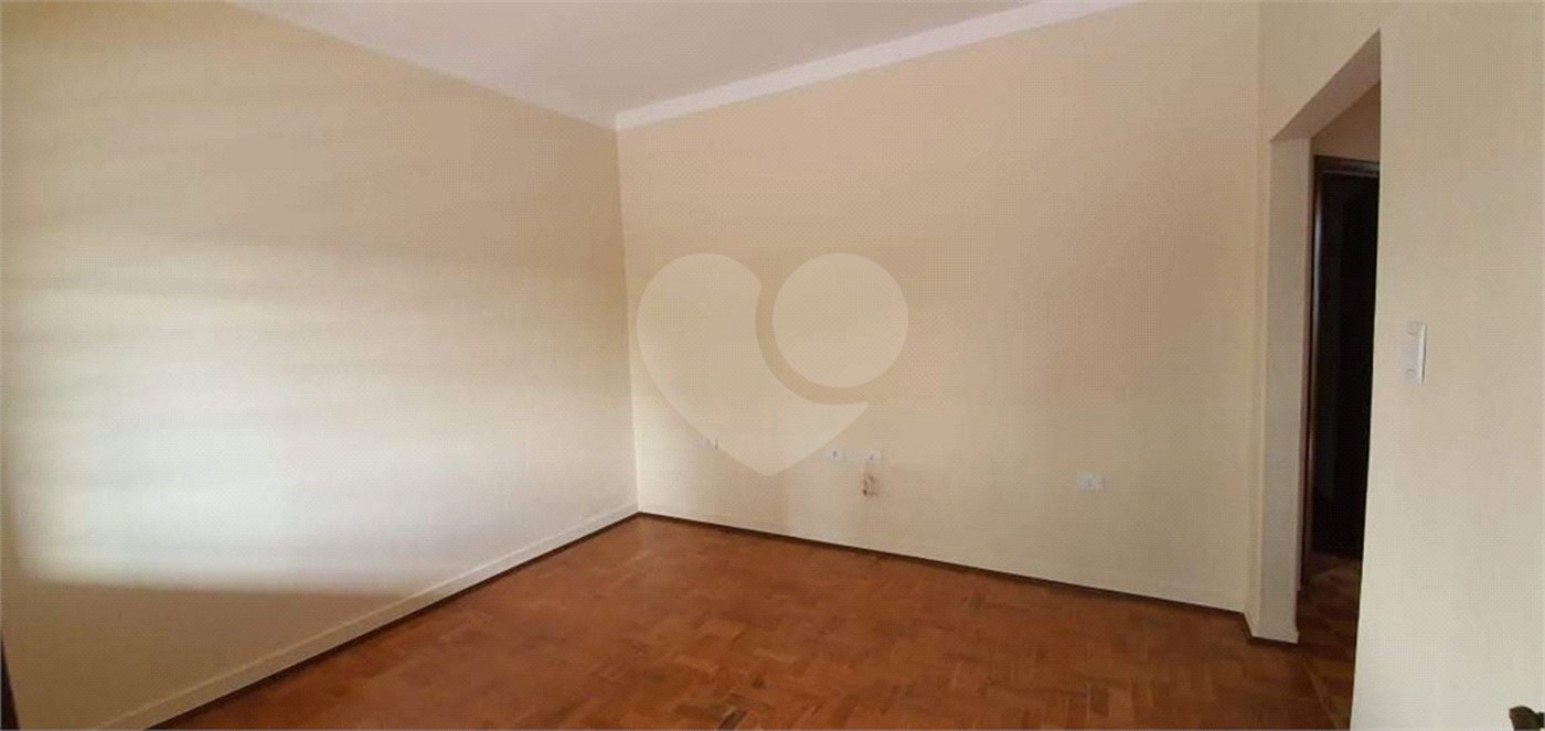 Casa à venda com 2 quartos no Centro, Vinhedo, SP