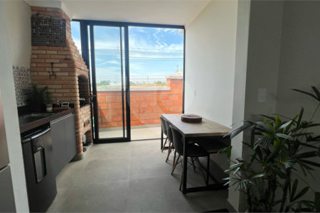 Casa à venda com 3 quartos, sendo 1 suíte, no condomínio Village Moutonnée, Salto - SP