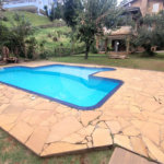 Casa à venda com 3 suítes no condomínio Suíça da Cantareira, Mairiporã - SP