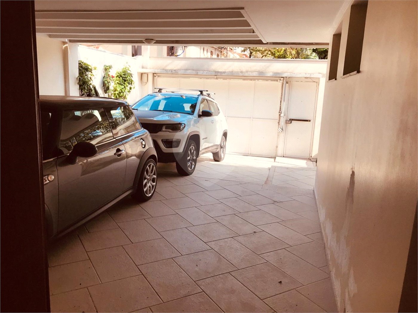 Casa à venda com 4 quartos, sendo 2 suítes, em Jardim das Vertentes, São Paulo, SP