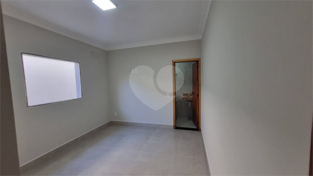 Casa à venda com 3 quartos, sendo 1 suíte, em Vila Brizzola, Indaiatuba, SP