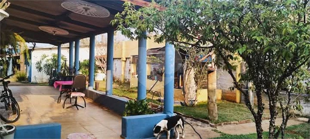 Casa Avarandada à Venda no Belverde – Espaço, Conforto e Contato com a Natureza